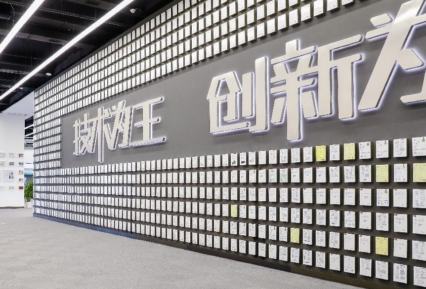 月销全球前三背后，比亚迪用&ldquo;技术利剑&rdquo;树立中国品牌新样本