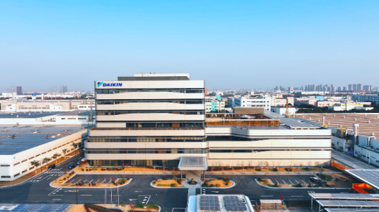 建筑与房屋的城市空拍图

AI 生成的内容可能不正确。