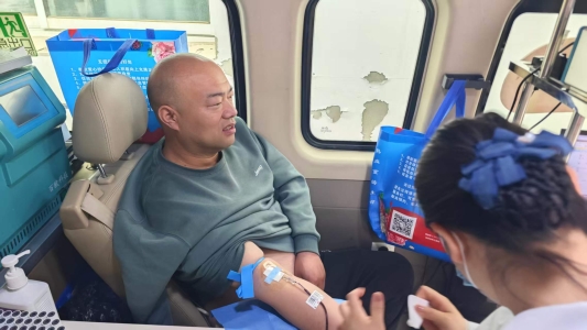&ldquo;热血汇聚正能量 雷锋精神润丹心&rdquo;中国联通菏泽市牡丹区分公司开展无偿献血活动