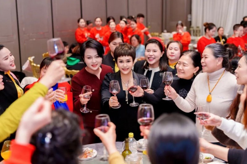 南京事业群专场!莎蔓莉莎2026工作预告会盛大启幕