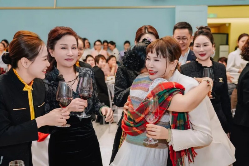 西南事业部专场!莎蔓莉莎2026工作预告会盛大启幕