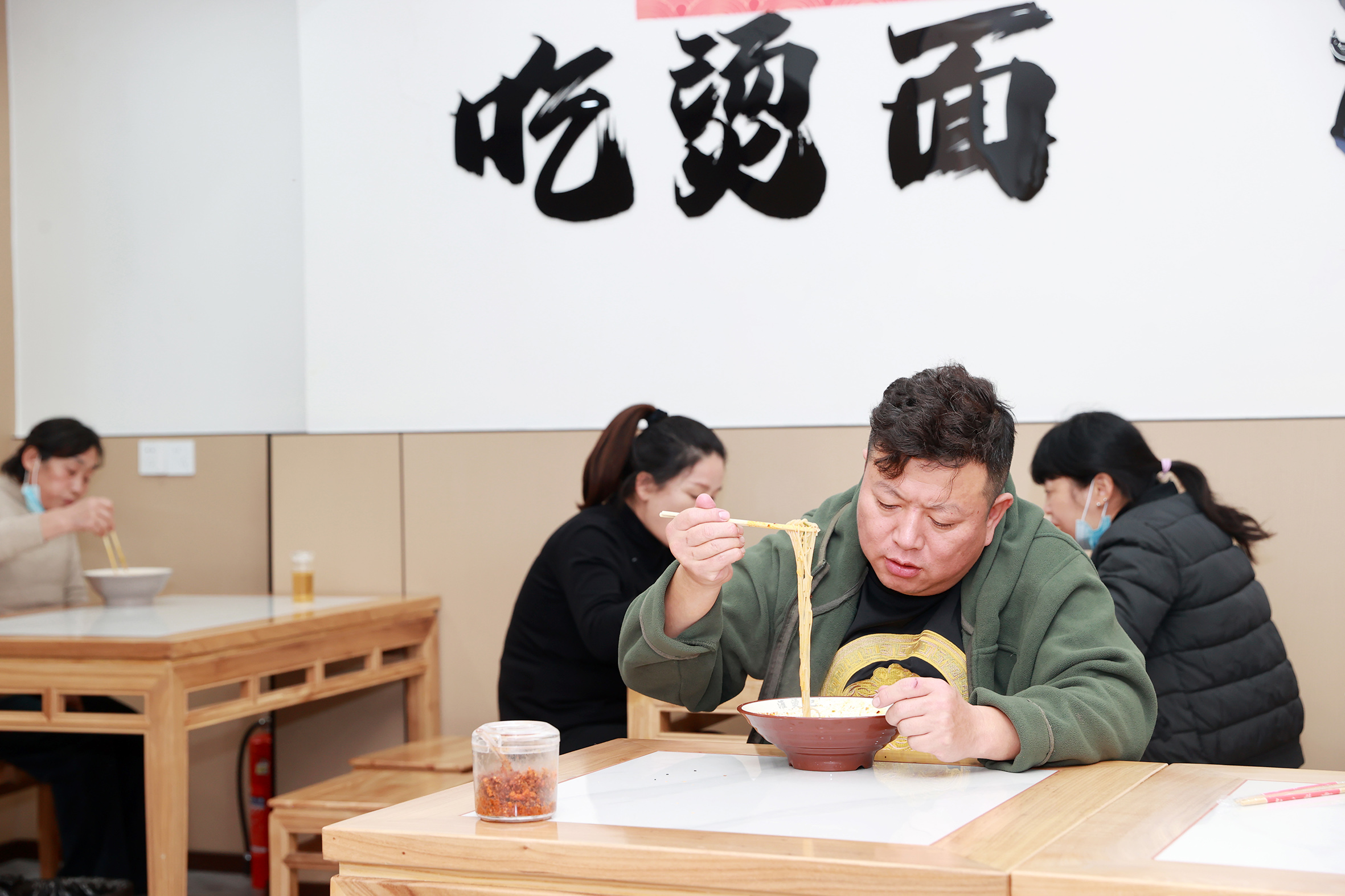 餐饮、地方美食、相山区烫面小吃、烟火烫面 产业蝶变、黄鹤鸣 摄 (3).jpg