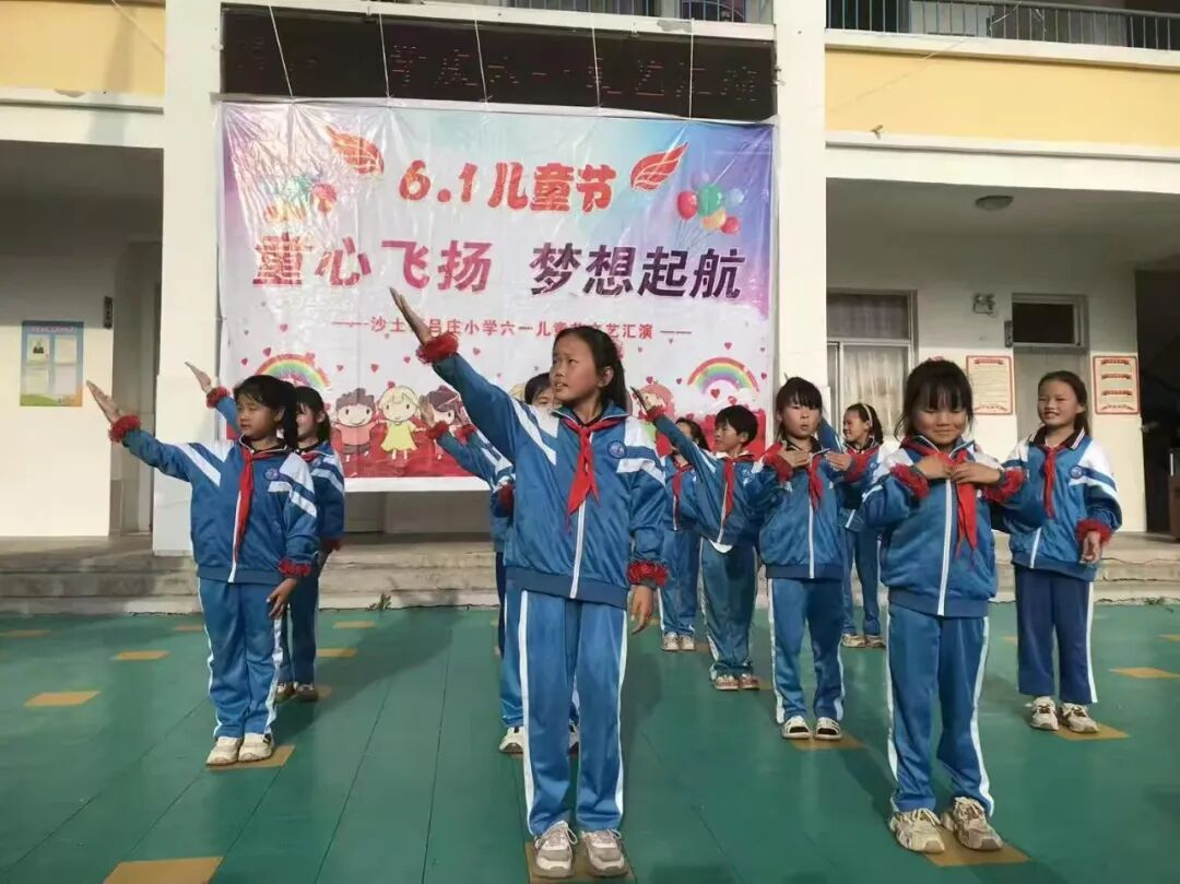 a172134f4d0f1d28e7667ac599568e1a.jpg