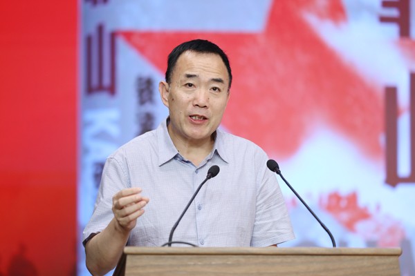 著名作家铁流十四年抢救性采访